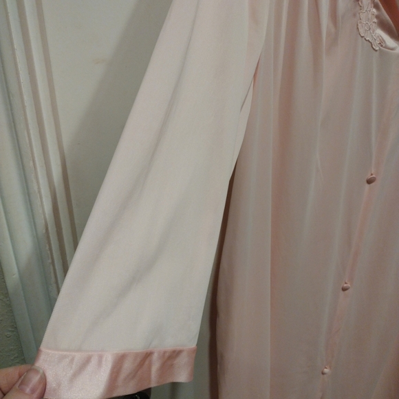 Vanity Fair Vintage Pink Button Front Nylon Bath Robe Sz L-Loungewear Housecoat - Picture 4 of 8